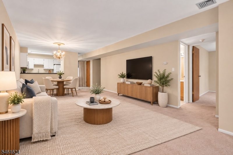 19 Plauderville Ave 208 Property Photo 3