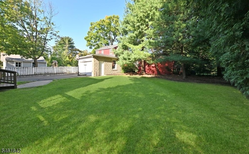 195 Hamilton Ave Property Photo 36