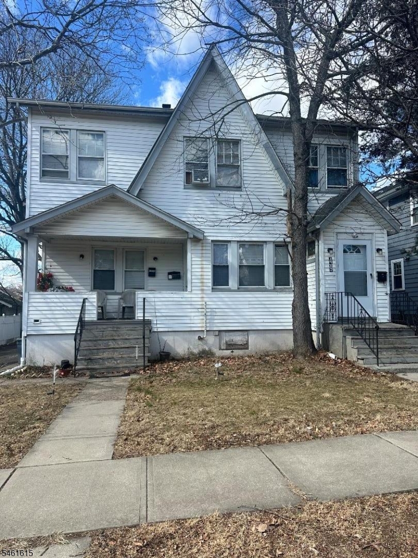 49 Peachtree Rd Property Photo 1