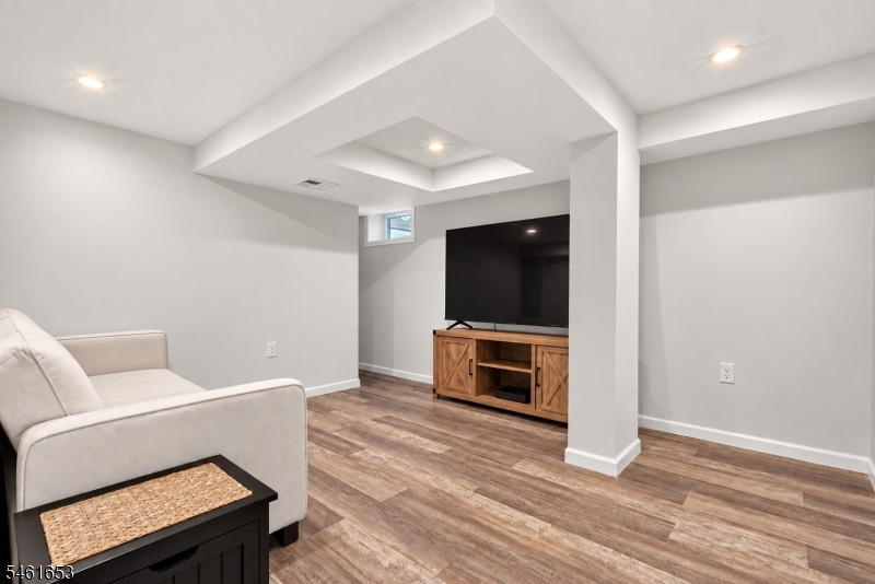 187 Kent St Property Photo 19