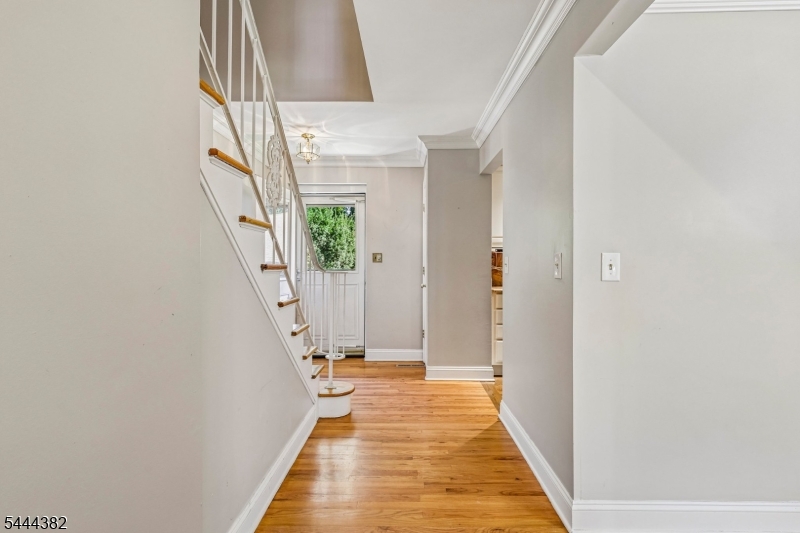 321 North Ave 114 Property Photo 5