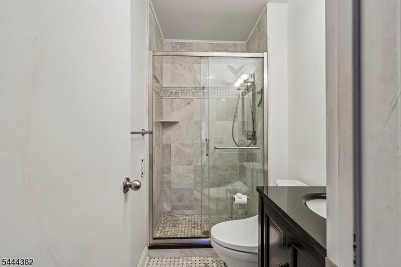 321 North Ave 114 Property Photo 24