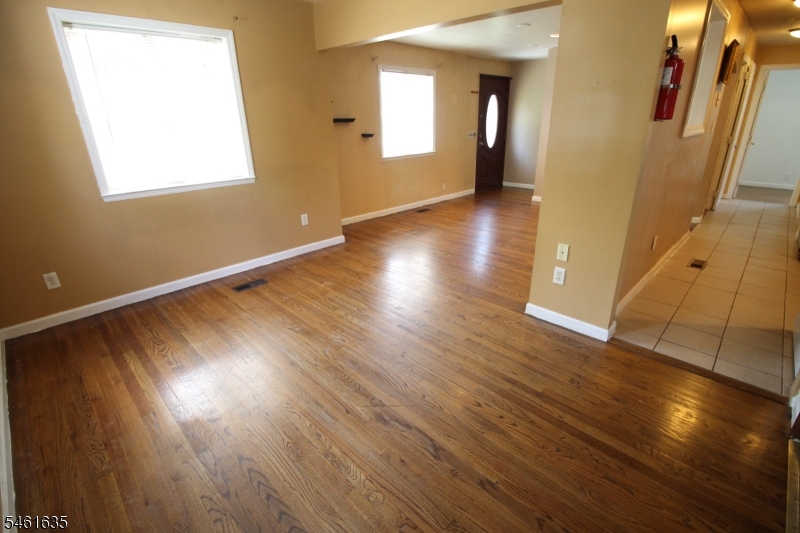 199 Finderne Ave Property Photo 10