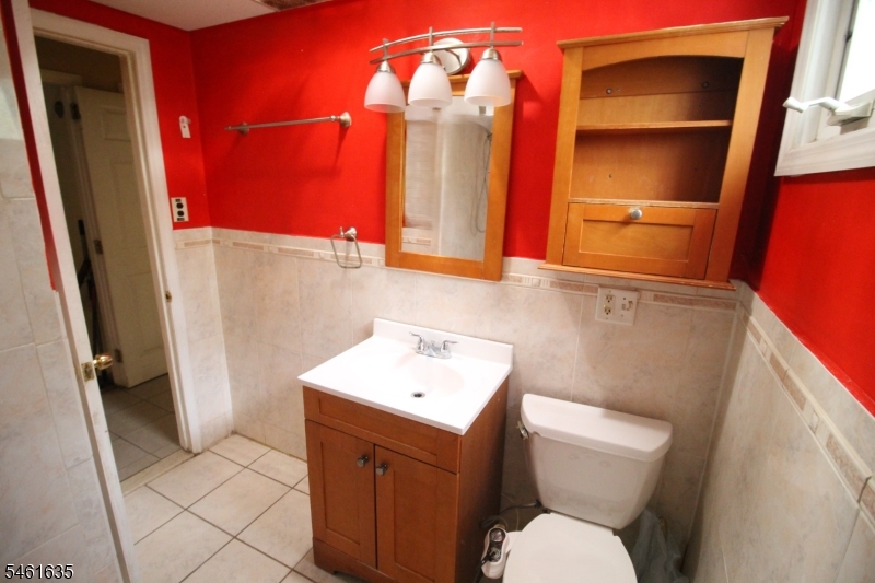 199 Finderne Ave Property Photo 14