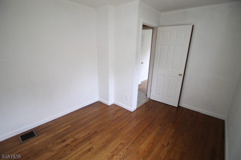 199 Finderne Ave Property Photo 16