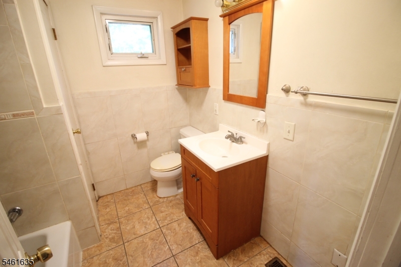 199 Finderne Ave Property Photo 22