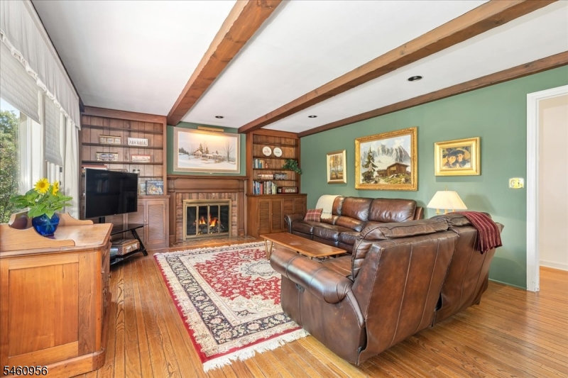 1407 Chapel Hill Rd Property Photo 16