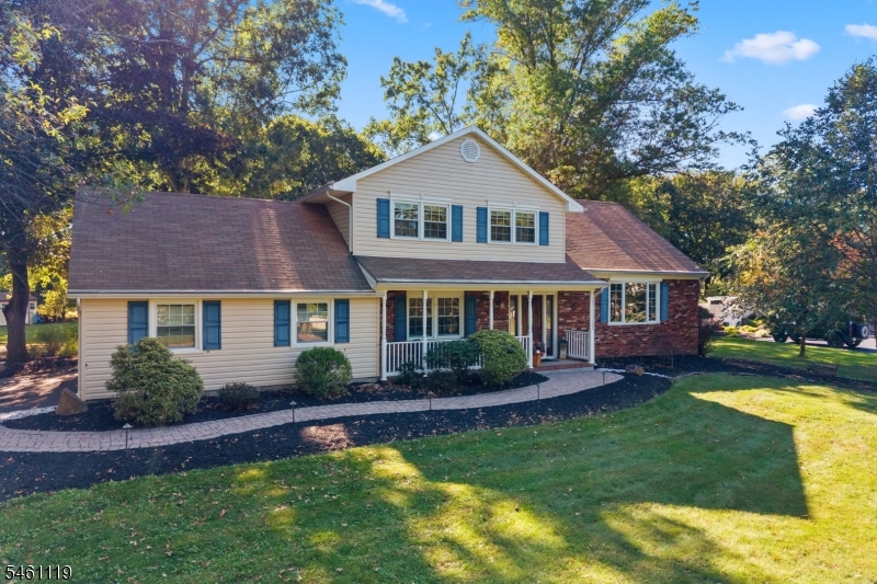 1983 Holland Brook Rd Property Photo 1