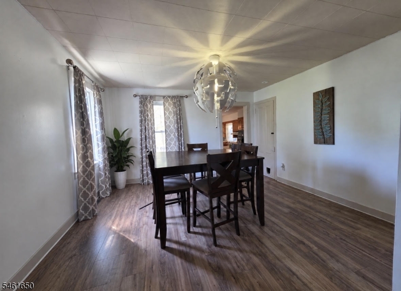 307 Duer St Property Photo 4