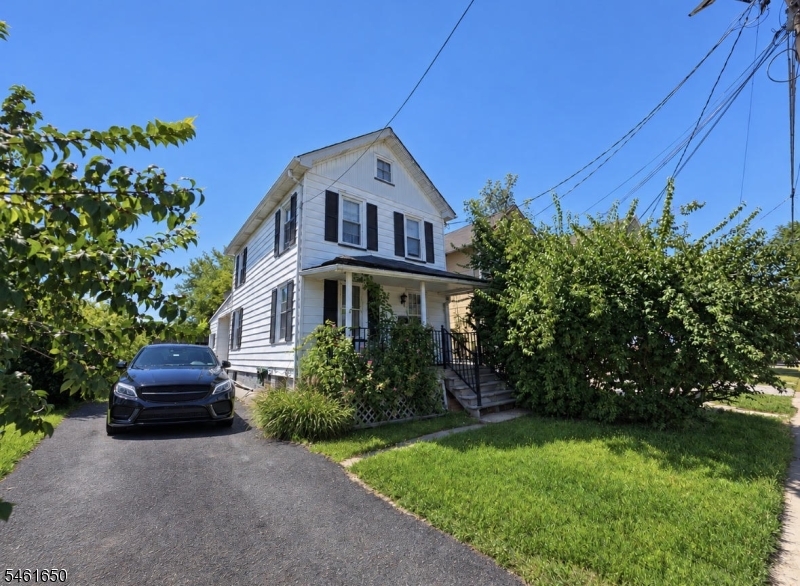 307 Duer St Property Photo 7