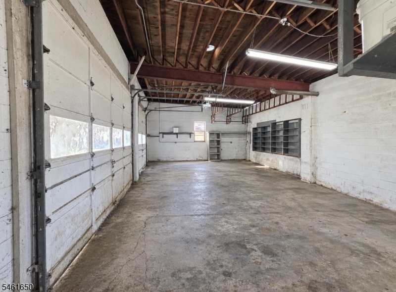 307 Duer St Property Photo 11
