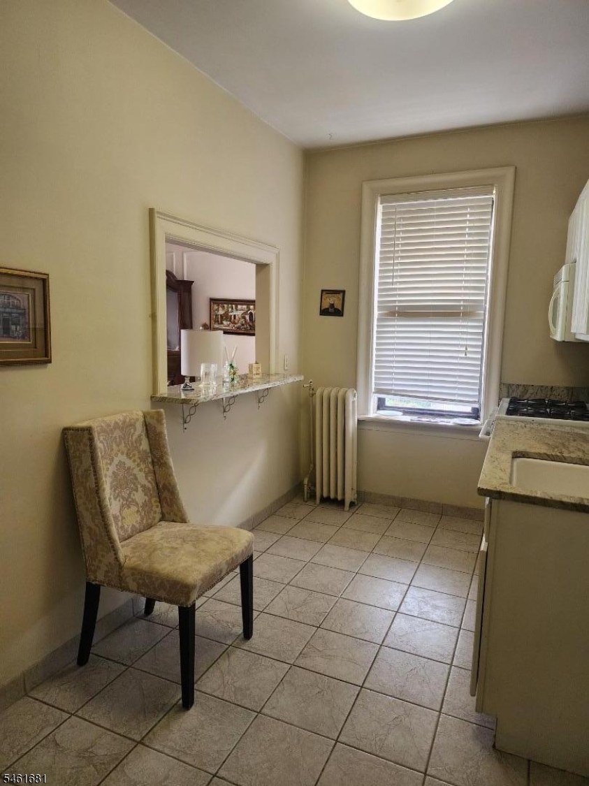 1055 Boulevard Property Photo 5