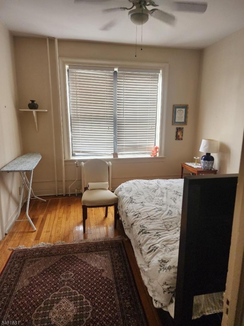 1055 Boulevard Property Photo 8