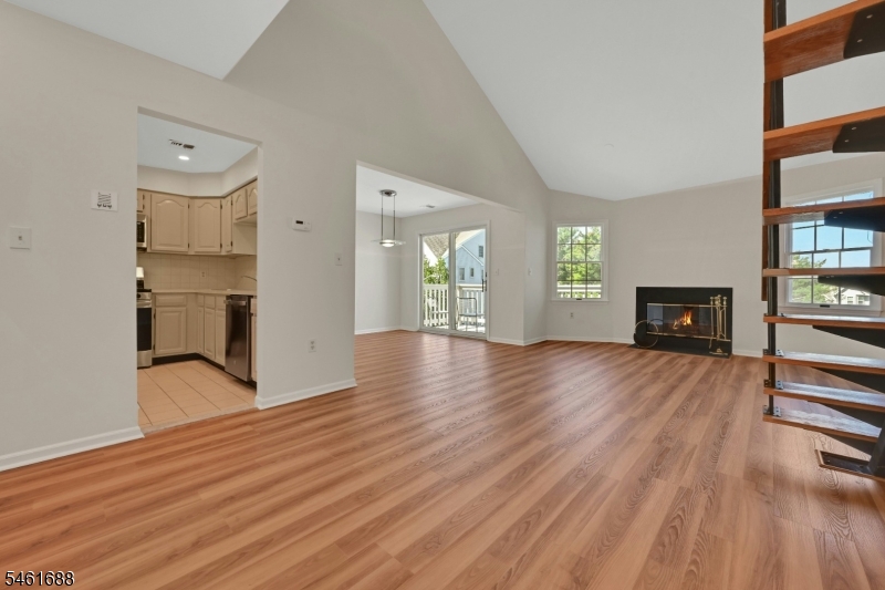 105 Quartz Ln Property Photo 7