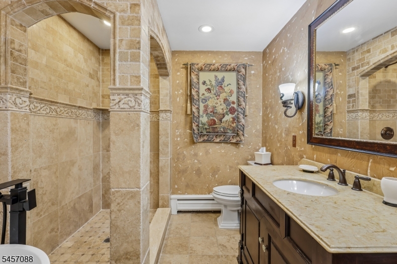 2 Lisa Ln Property Photo 21