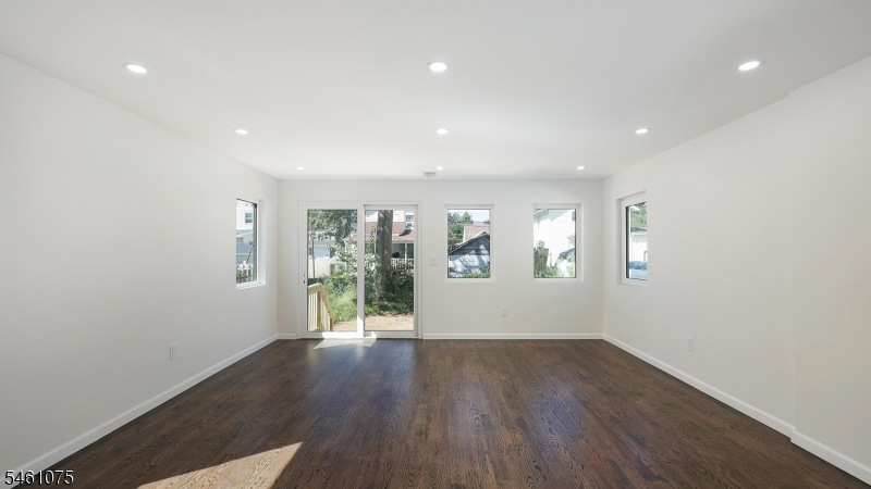 13 Columbus Ave Property Photo 13