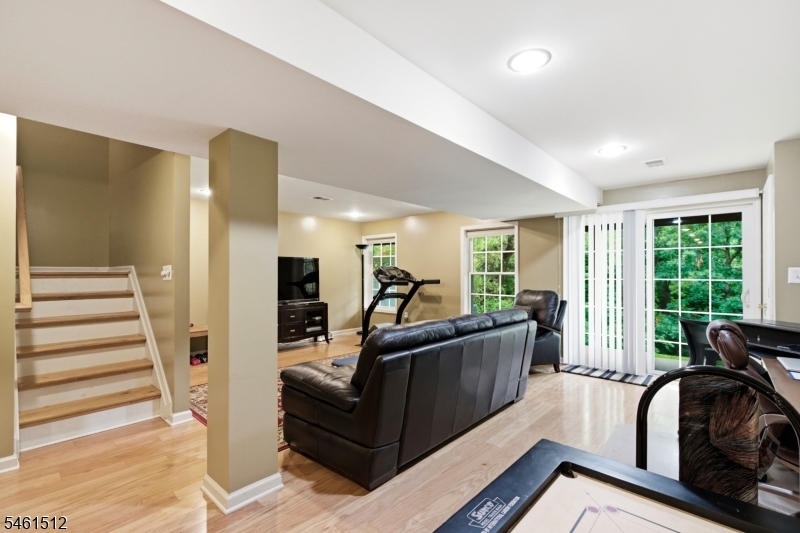16 Magnolia Way Property Photo 27