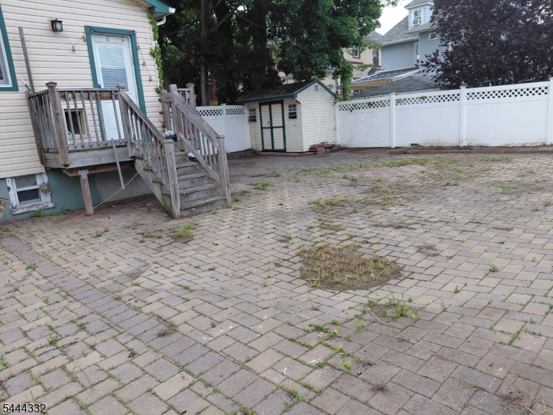 16 Offord St Property Photo 26