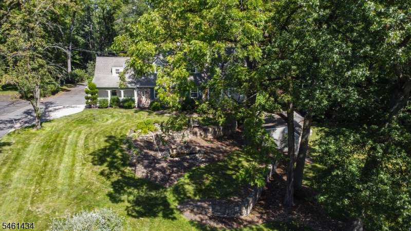170 New Providence Rd Property Photo 3