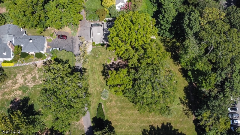170 New Providence Rd Property Photo 4