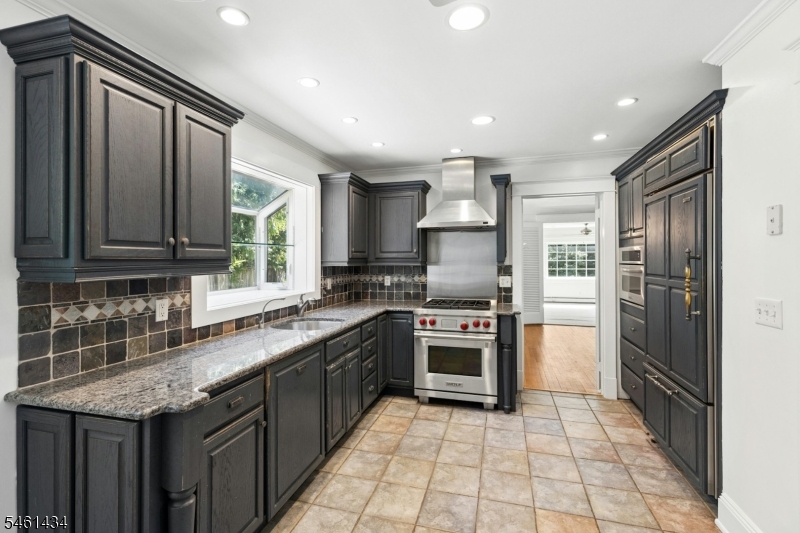 170 New Providence Rd Property Photo 11