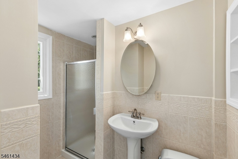 170 New Providence Rd Property Photo 16