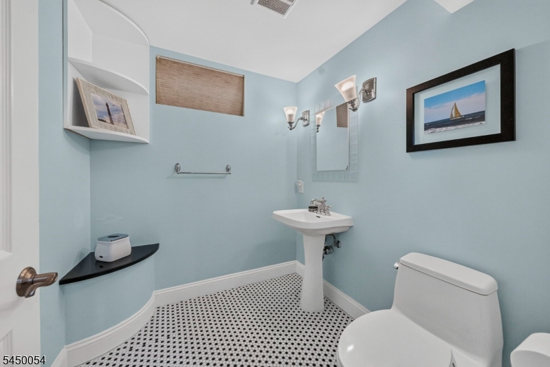 22 Jarombek Dr Property Photo 18