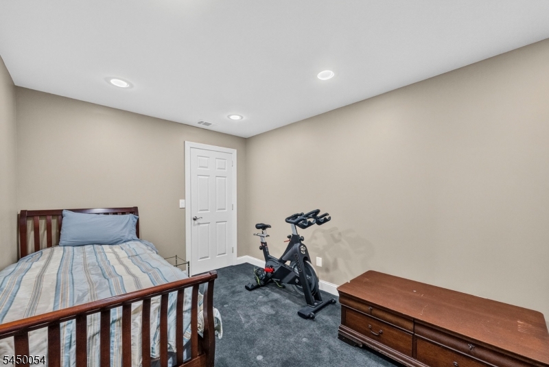 22 Jarombek Dr Property Photo 34