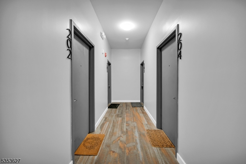 180 Spring St 203 Property Photo 14