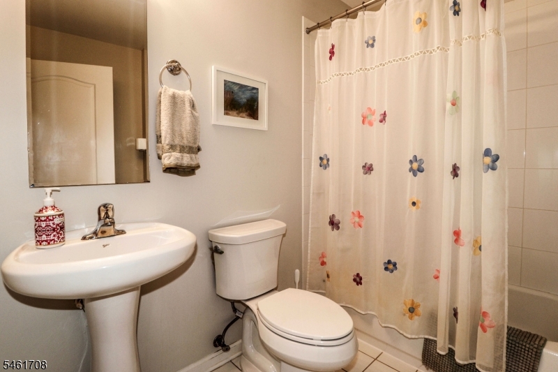 2101 Avery Ct 2101 Property Photo 26
