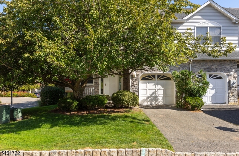 5 Wiley Ct Property Photo 2