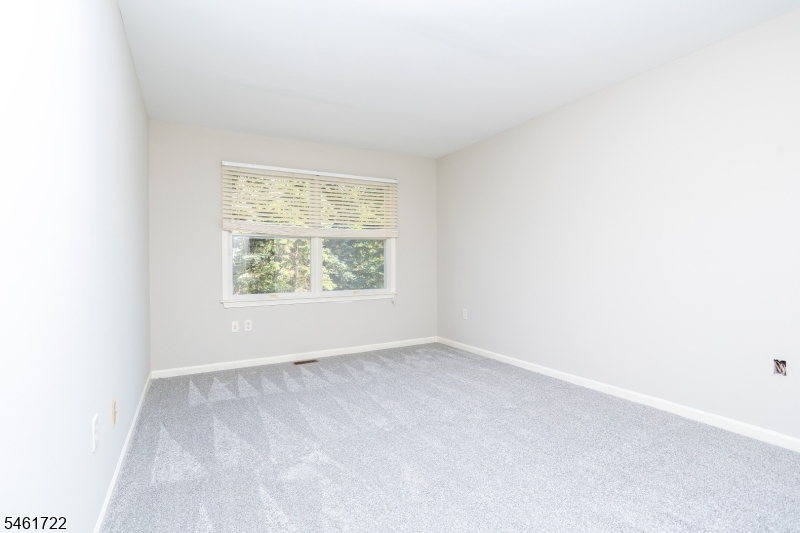 5 Wiley Ct Property Photo 18