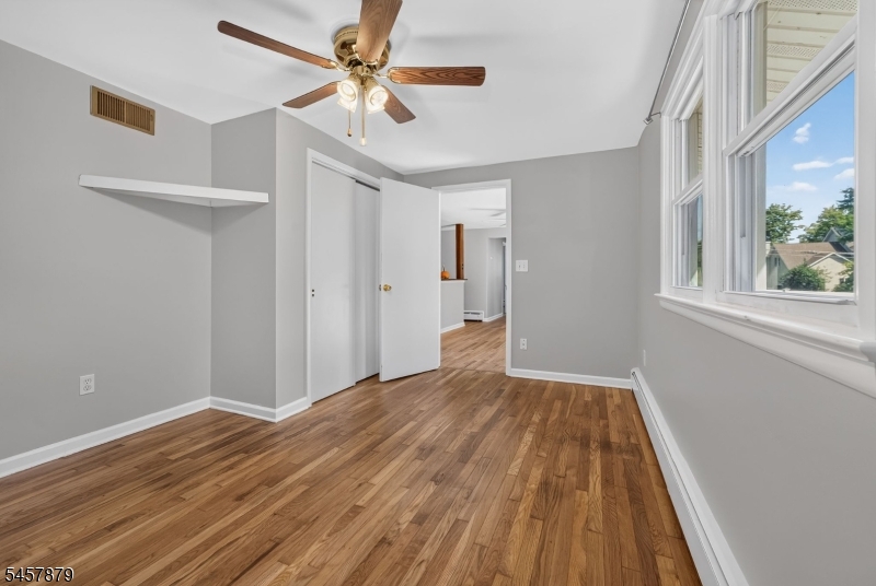 730 Marudy Dr Property Photo 3