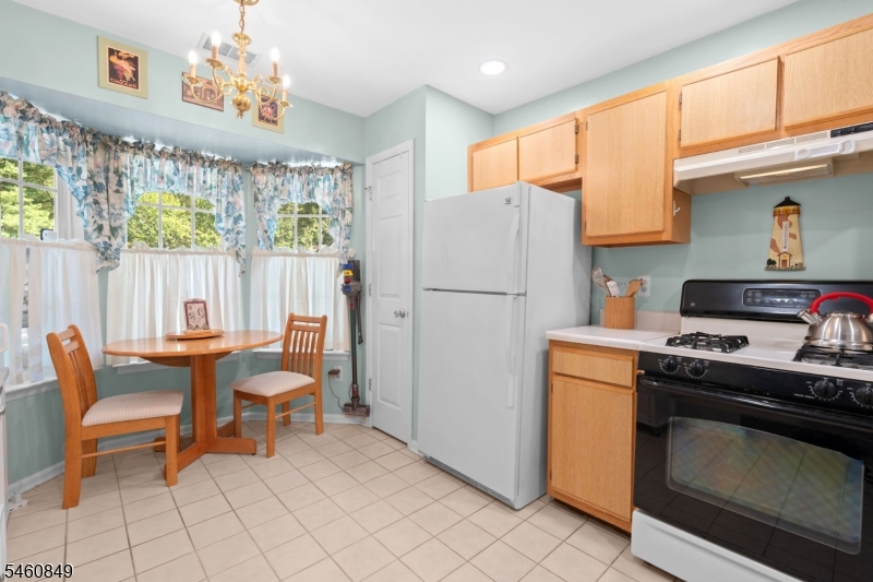3105 Tudor Dr 3105 Property Photo 5