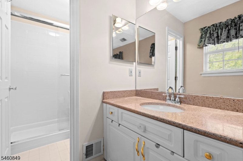 3105 Tudor Dr 3105 Property Photo 10
