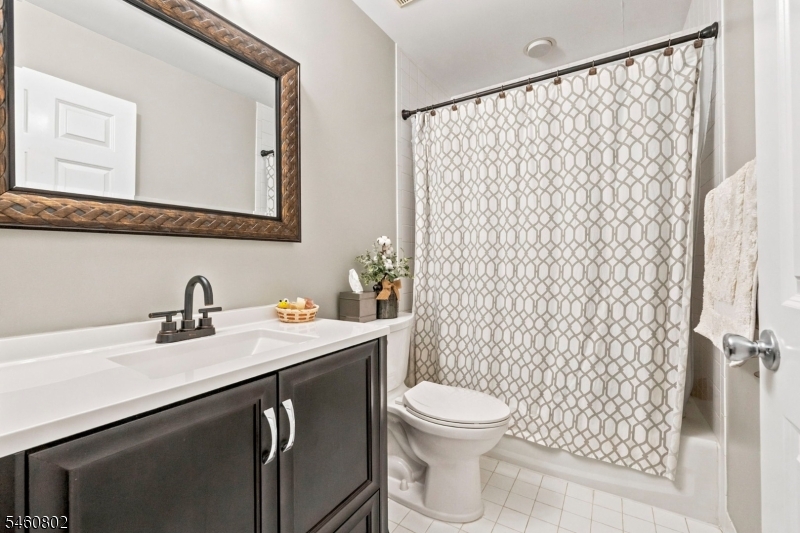 9 Old Orchard Ct Property Photo 17