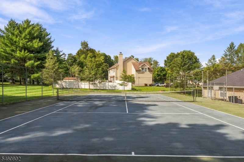 9 Old Orchard Ct Property Photo 24