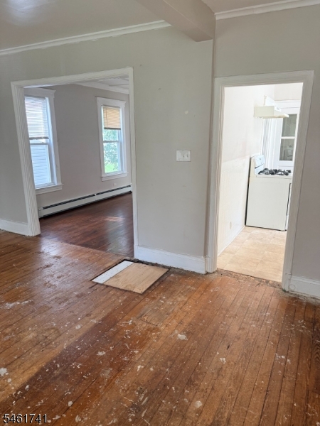 1525 Bond St Property Photo 7