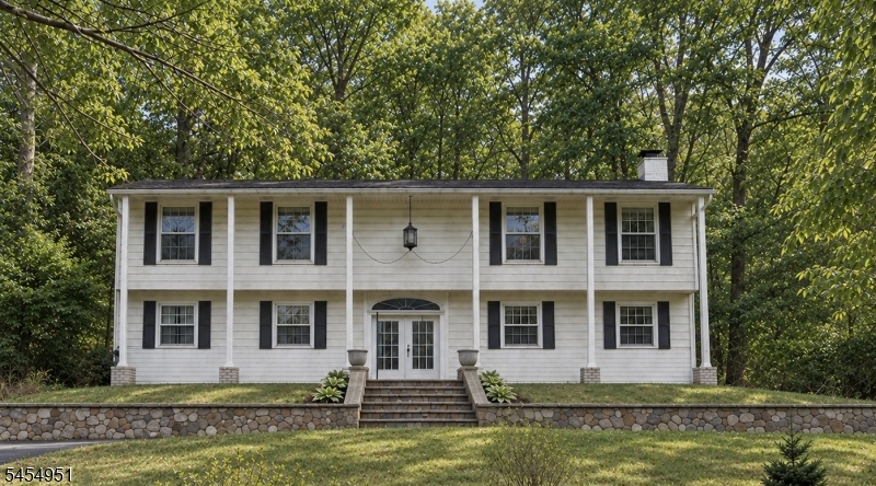 26 Scenic Dr Property Photo 1