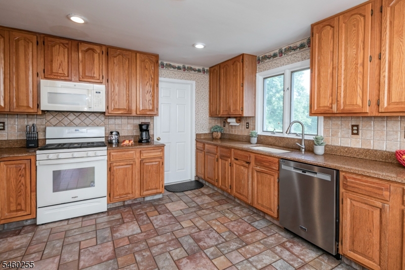 163 Matthews Farm Rd Property Photo 9