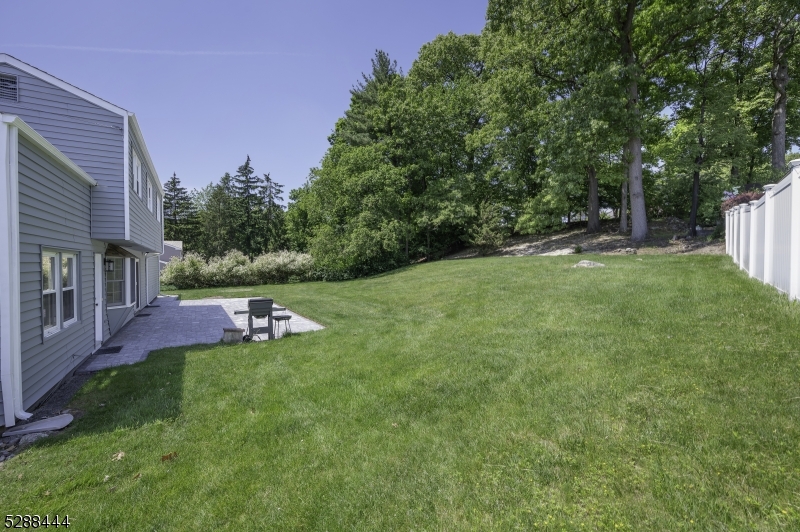 31 Harwood Pl Property Photo 23