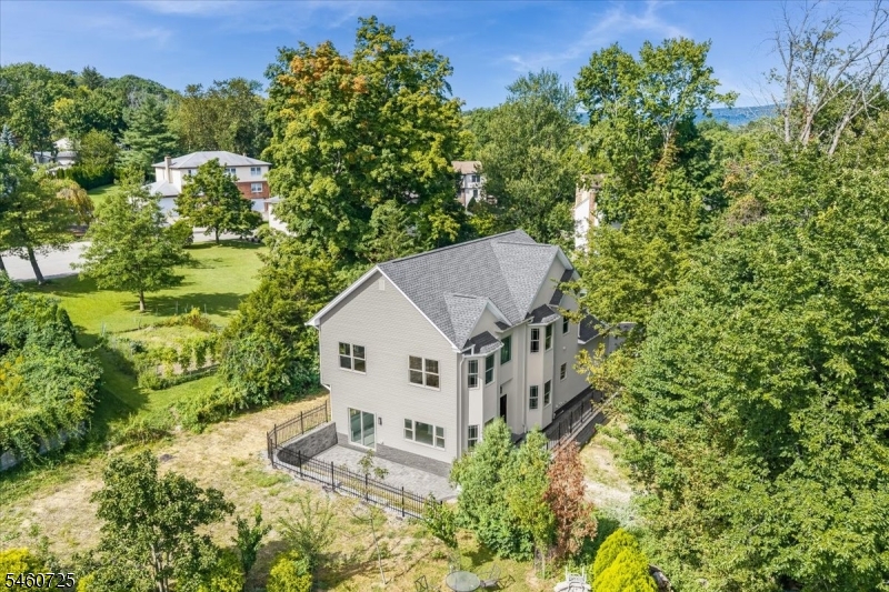 300 Boonton Tpke Property Photo 1