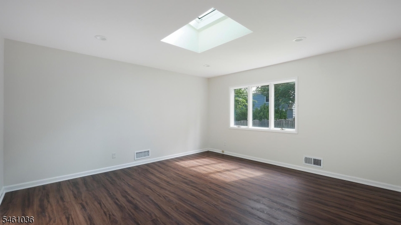 9 Cornell Rd Property Photo 18