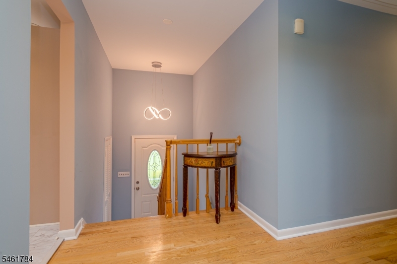 455 Township Line Rd Property Photo 5