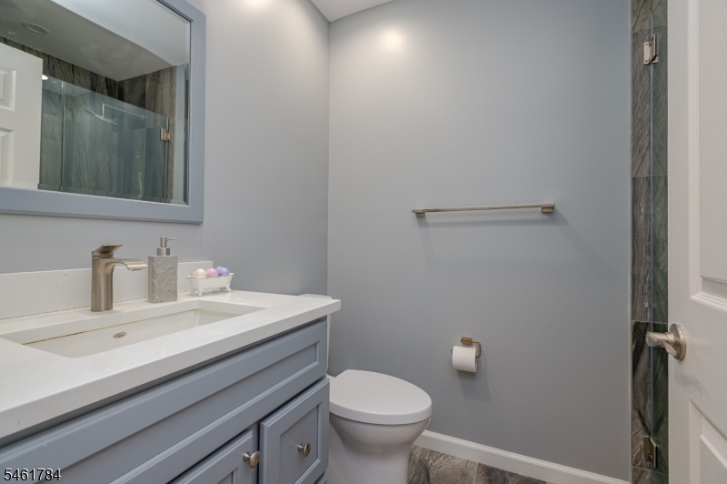 455 Township Line Rd Property Photo 16