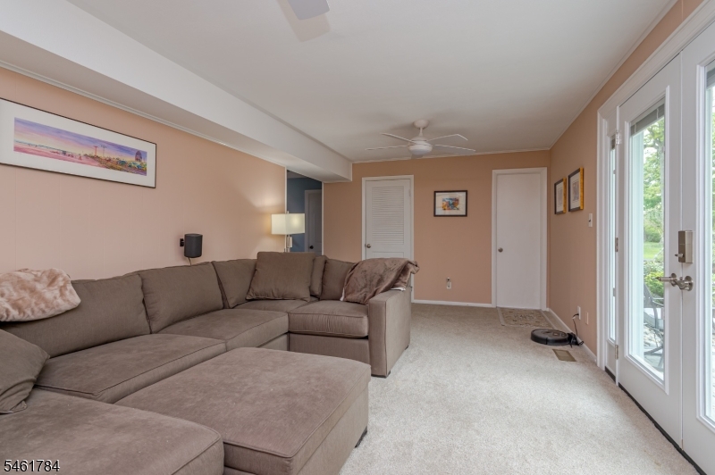 455 Township Line Rd Property Photo 23
