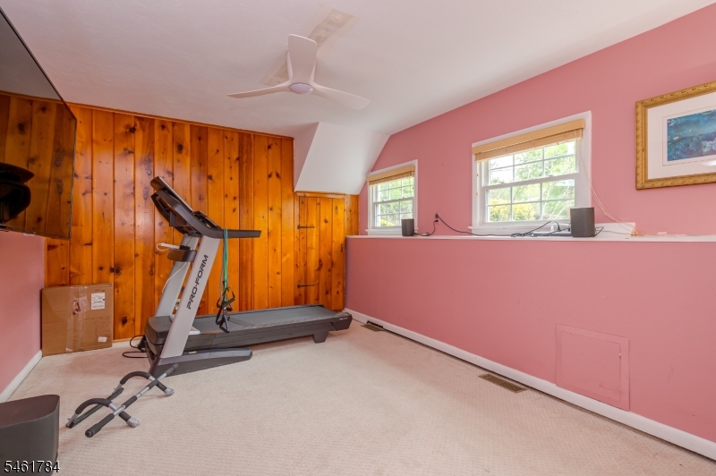 455 Township Line Rd Property Photo 25