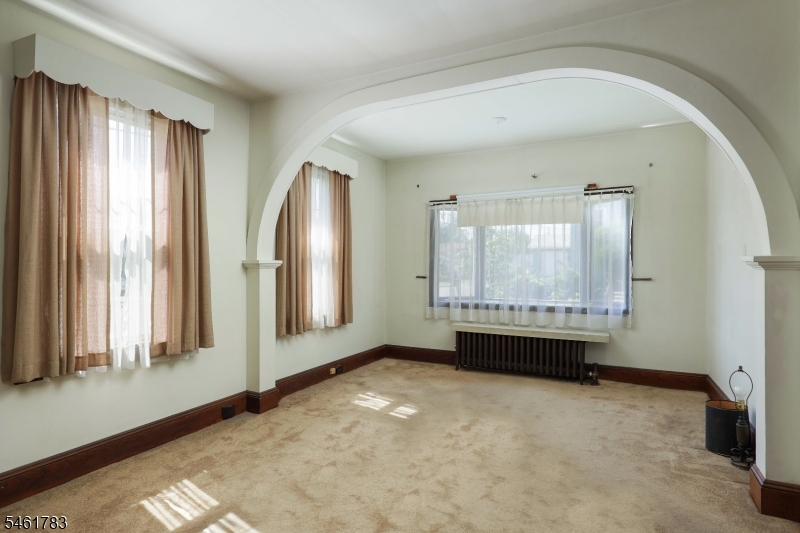 298 Hemlock Ave Property Photo 6