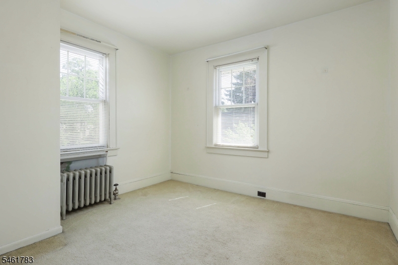 298 Hemlock Ave Property Photo 12