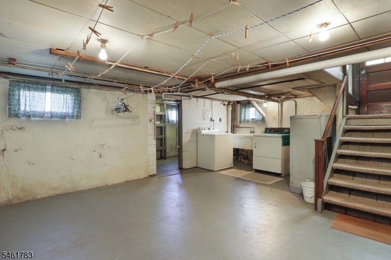 298 Hemlock Ave Property Photo 16